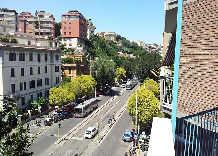 Trastevere Chic 4*